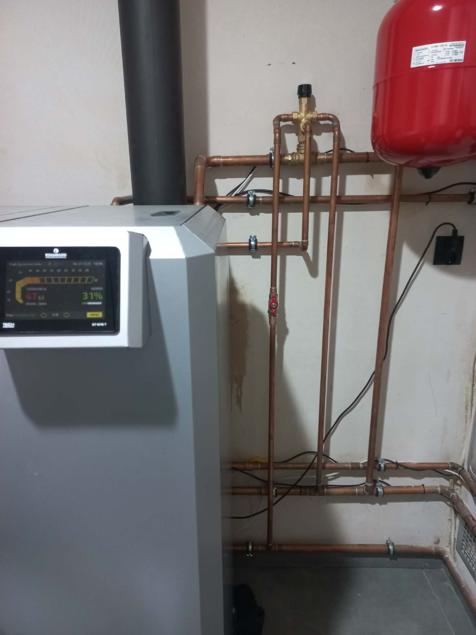 Kotłownia: kocioł Stalmark + odżelaziacz