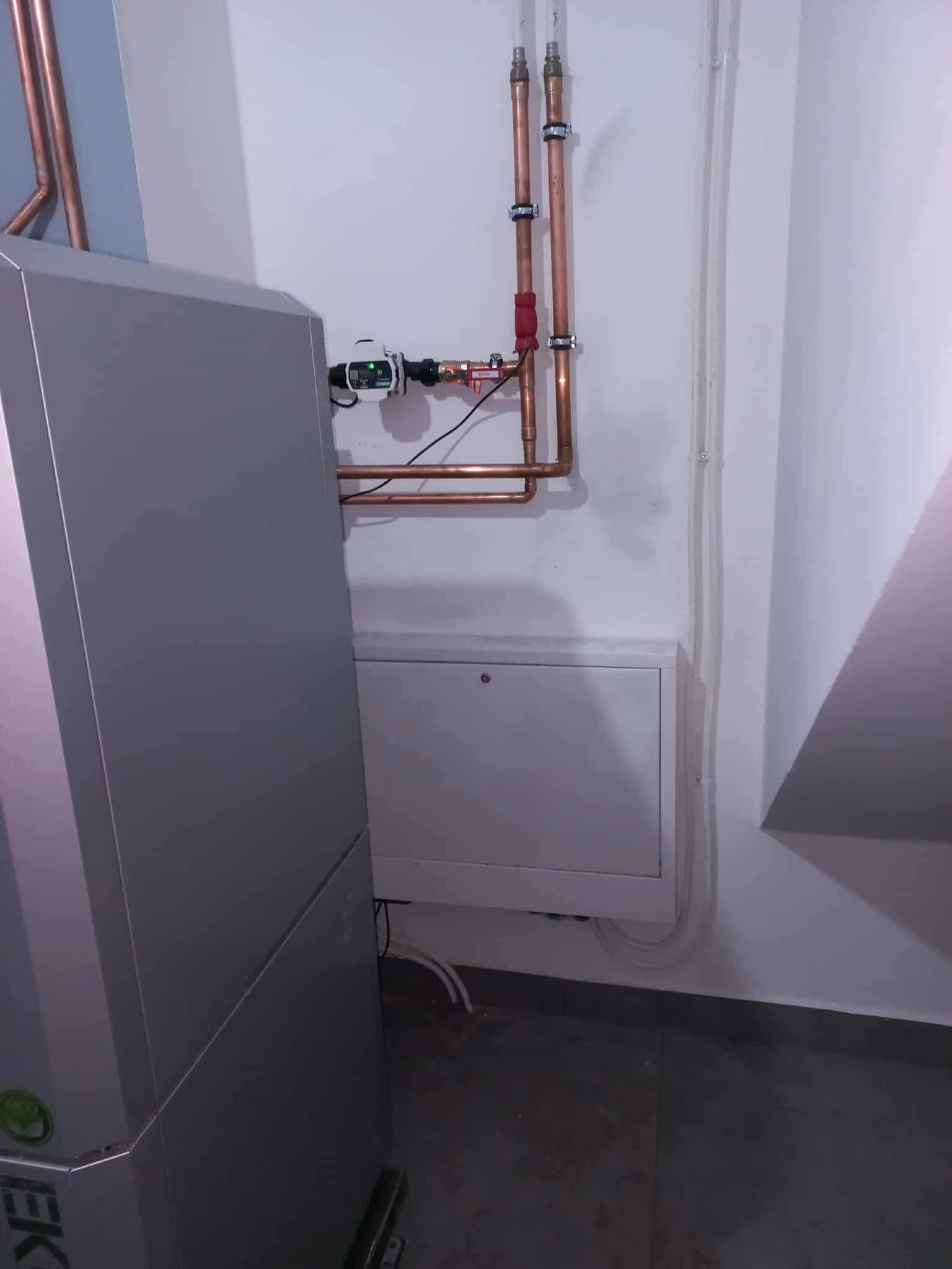 Pompy cyrkulacyjne z regulacją elektroniczną i instalacja miedziana